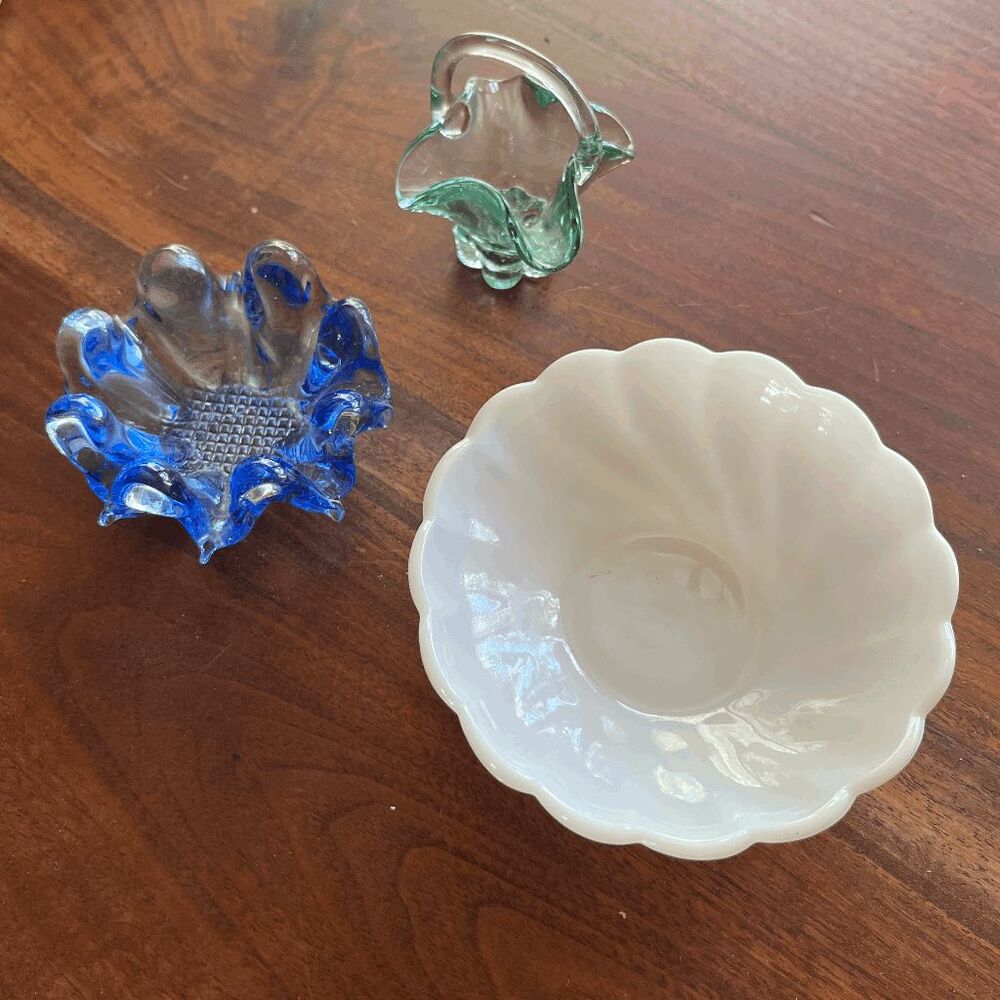 Hazel Atlas Milk Glass & Hand Blown Art Glass Lot Cobalt Bowl Toothpick Basket